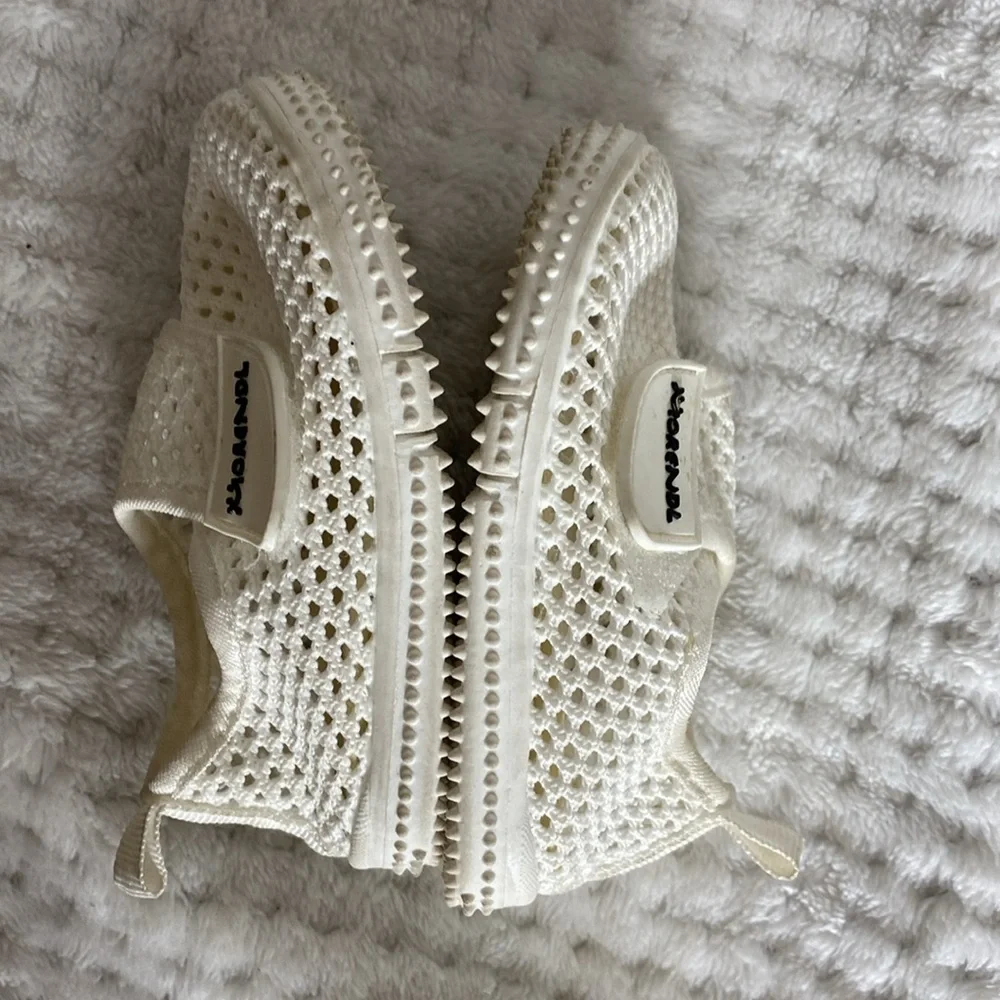 Morendl Off White Baby Shoes
